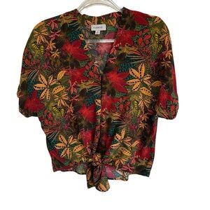 Evereve Tie front snap floral colorful top blouse Size medium